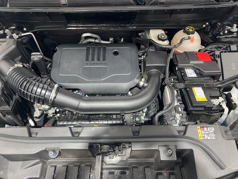 Used 2023 GMC Acadia SLE w/ Driver Convenience Package image 26