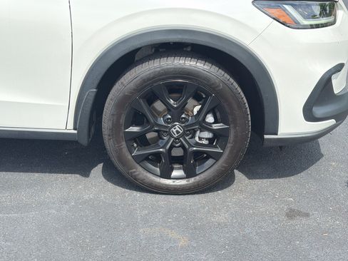 Certified 2024 Honda HR-V Sport image 33