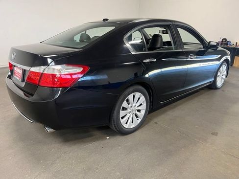 Used 2015 Honda Accord EX-L image 3