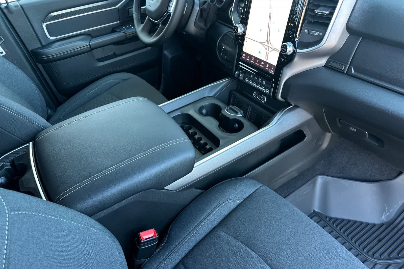 New 2026 RAM 3500 Big Horn AWD/4WD image 16
