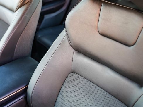 Used 2024 Nissan Ariya AWD image 31