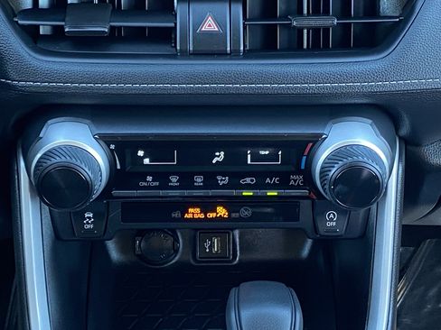 Certified 2025 Toyota RAV4 LE image 14