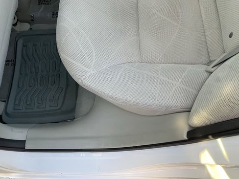 Used 2012 Honda Civic HF image 26