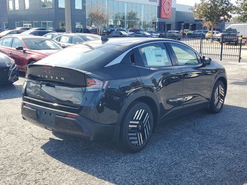 New 2026 Nissan Leaf SV+ image 4