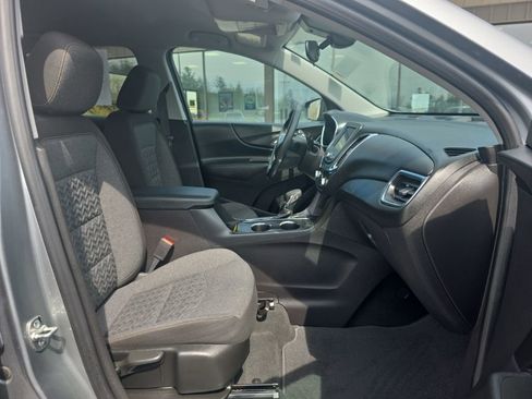 Used 2024 Chevrolet Equinox LT AWD/4WD image 16