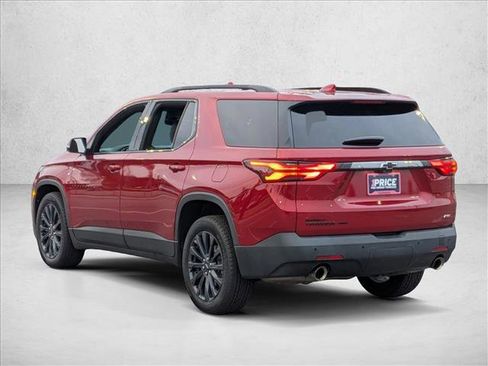 Used 2022 Chevrolet Traverse RS image 8