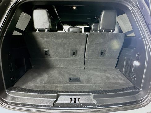 Used 2019 Ford Expedition XLT w/ Equipment Group 201A image 28