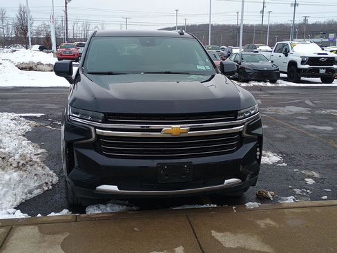 Used 2023 Chevrolet Tahoe LT image 2