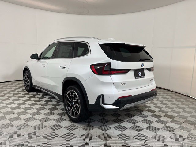 Used 2026 BMW X1 xDrive28i w/ Convenience Package AWD/4WD image 5