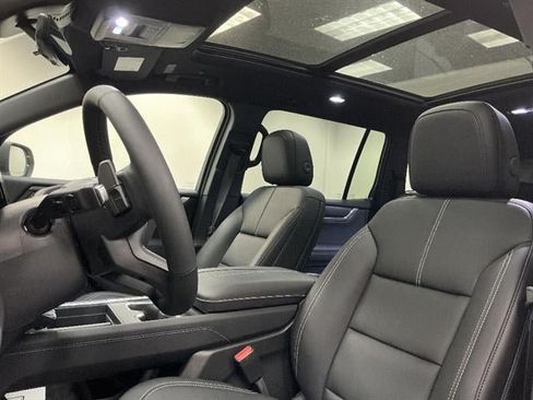 New 2026 GMC Acadia Elevation w/ Elevation Premium Package AWD/4WD image 9