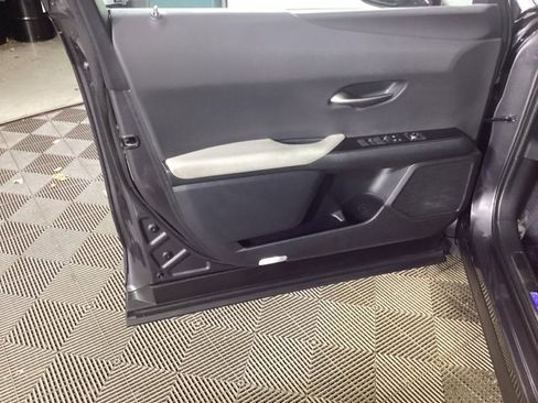 Used 2024 Lexus UX 250h AWD image 16