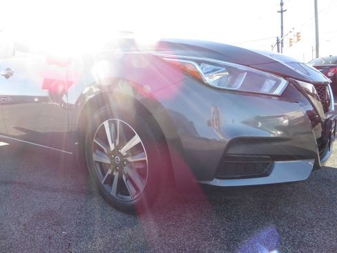 Used 2021 Nissan Versa SV image 18