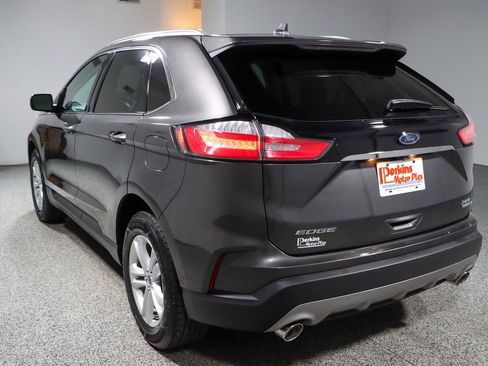 Used 2019 Ford Edge SEL w/ Equipment Group 201A image 9