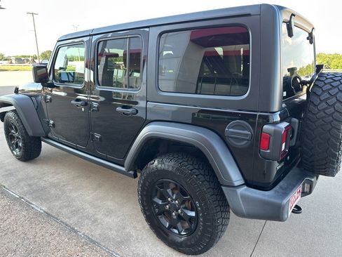 Used 2021 Jeep Wrangler Unlimited Sport image 5