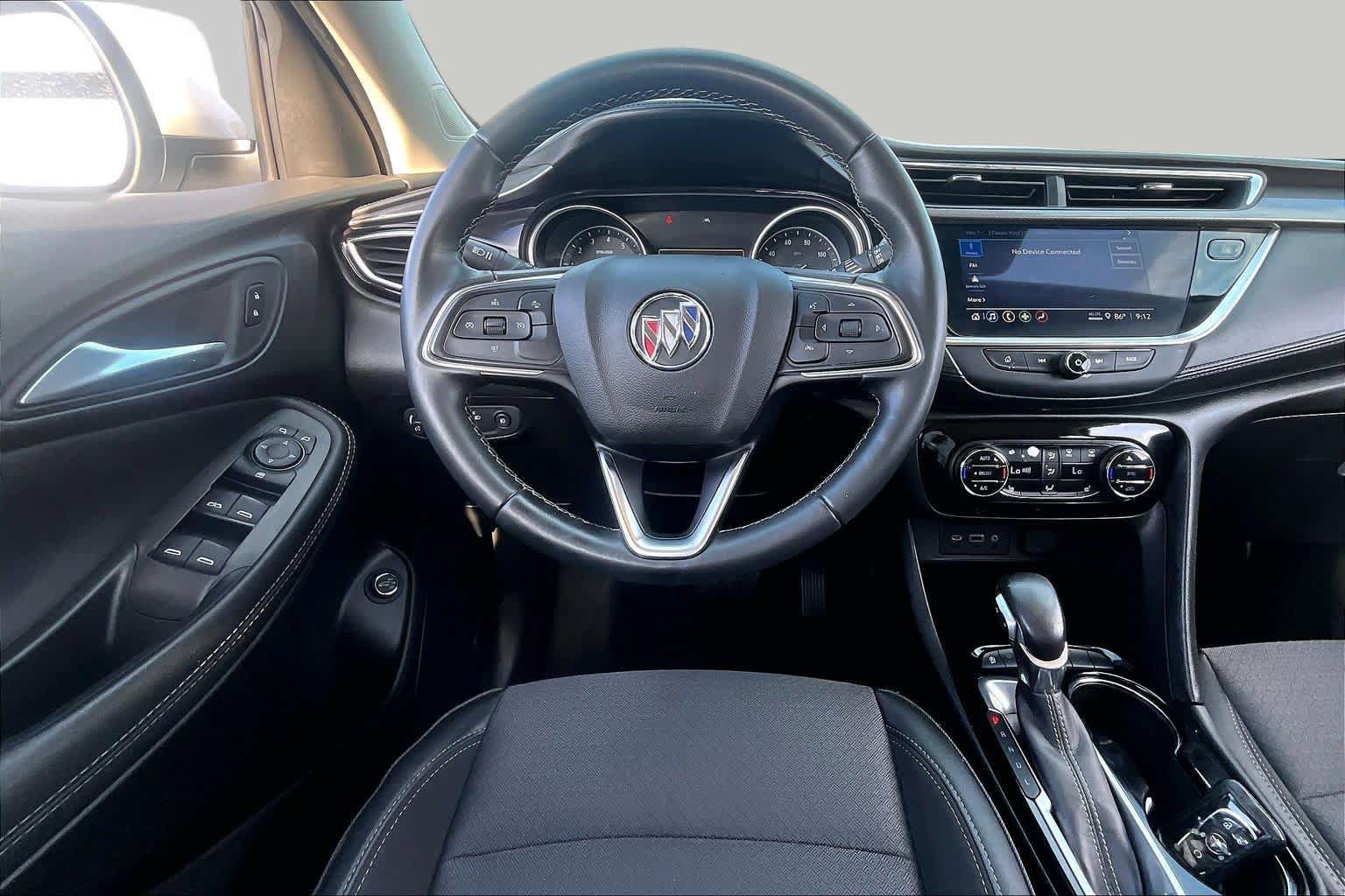 Used 2022 Buick Encore GX Select w/ Sport Touring Package FWD image 6