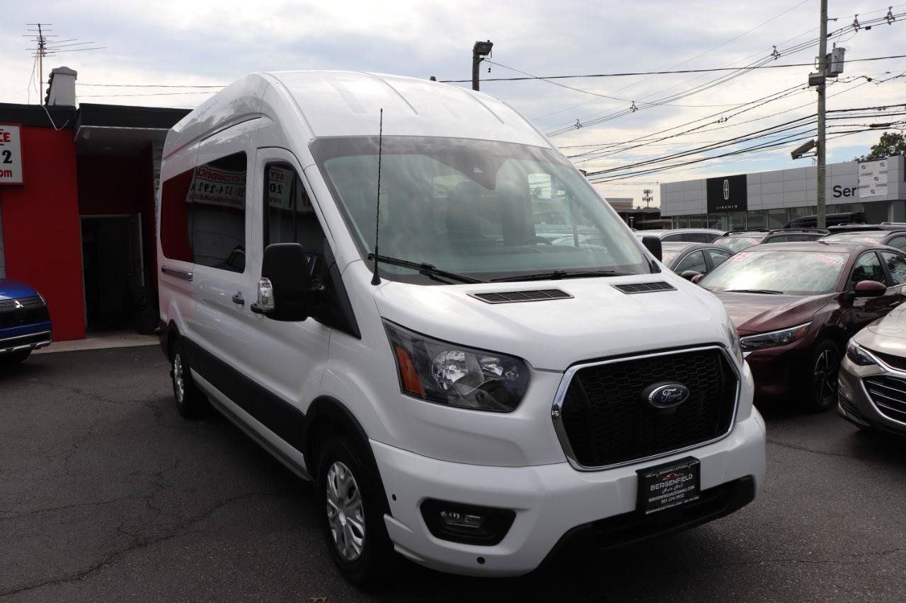 Used 2024 Ford Transit 350 XLT RWD image 7