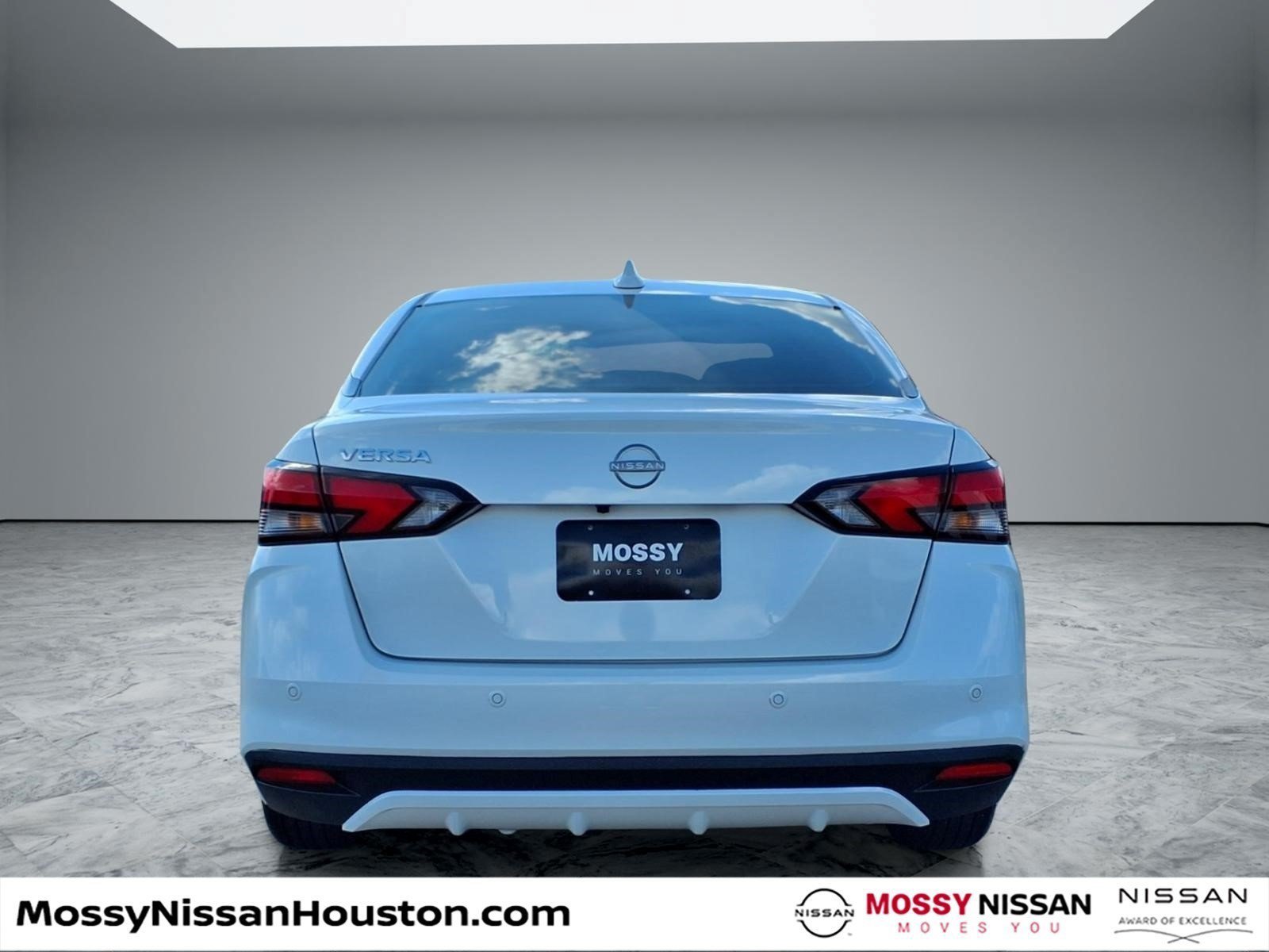 Certified 2025 Nissan Versa SV w/ Trunk Package FWD image 6