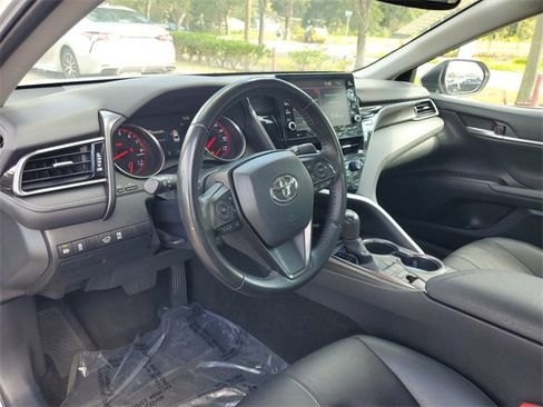 Used 2023 Toyota Camry XSE image 12