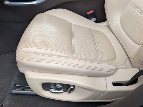 Used 2020 Jaguar F-PACE Prestige AWD/4WD image 19