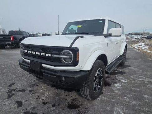 Certified 2025 Ford Bronco Outer Banks image 16
