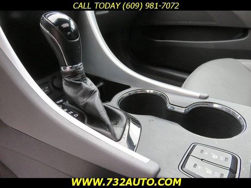 Used 2011 Hyundai Sonata Limited w/ Navigation Pkg 5 FWD image 13