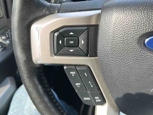 Used 2018 Ford F150 Lariat w/ Equipment Group 502A Luxury AWD/4WD image 31