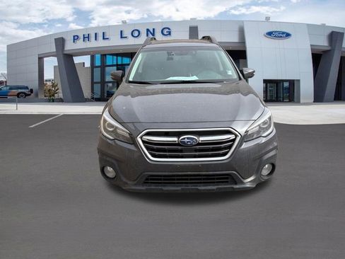 Used 2018 Subaru Outback 2.5i Limited image 9