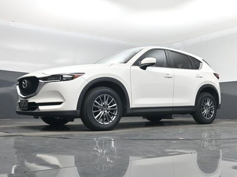 Used 2018 MAZDA CX-5 Sport image 41
