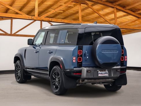 Used 2023 Land Rover Defender 110 X-Dynamic SE AWD/4WD image 3
