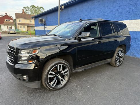 Used 2019 Chevrolet Tahoe Premier w/ RST 6.2L Performance Edition AWD/4WD image 5