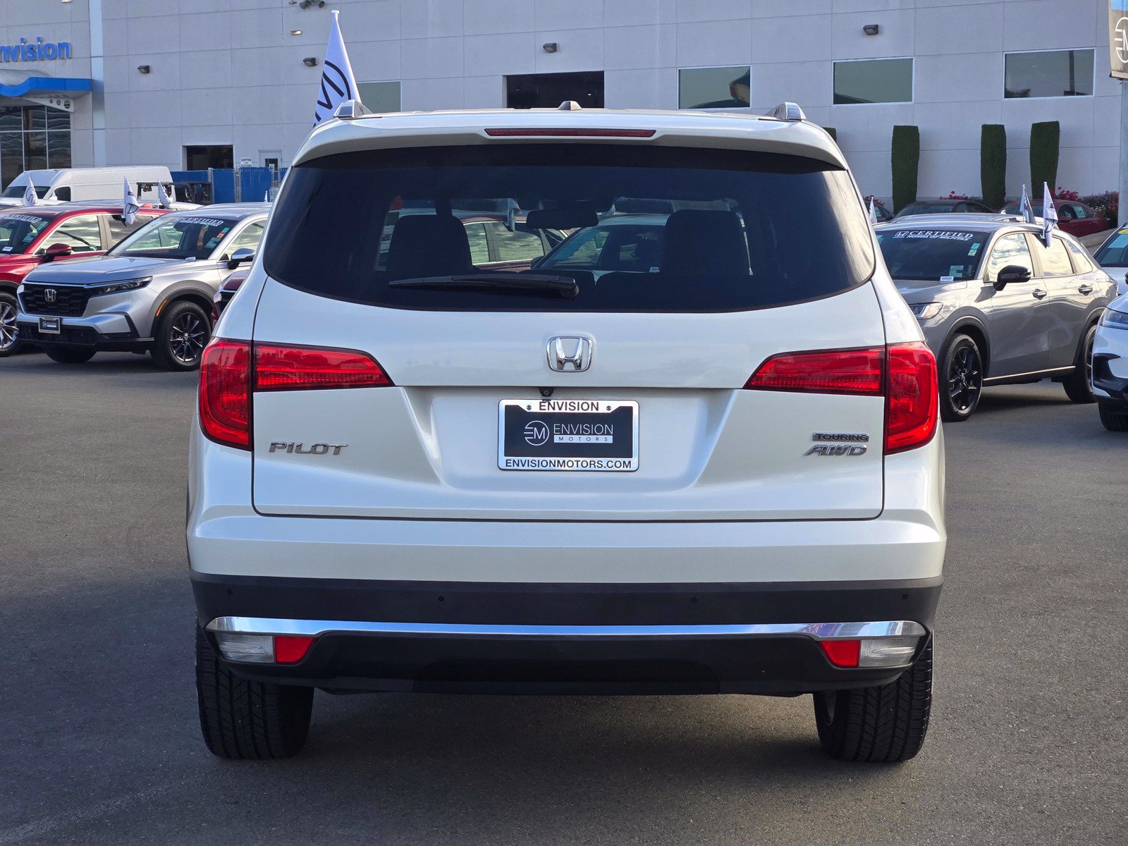 Used 2018 Honda Pilot Touring image 6