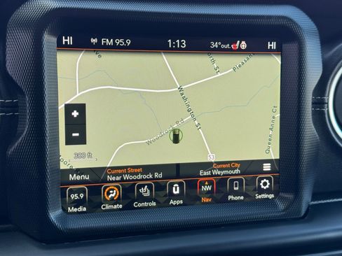 Used 2021 Jeep Wrangler Unlimited Sahara w/ Uconnect 4C Nav & Sound Group image 20