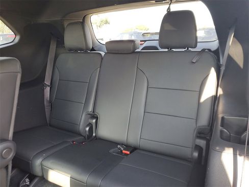 Used 2025 Buick Enclave Preferred image 10