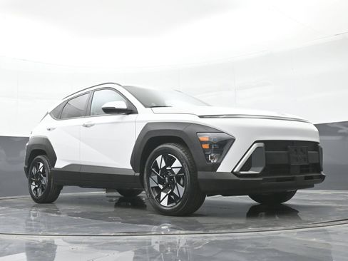 Certified 2024 Hyundai Kona SEL FWD image 41