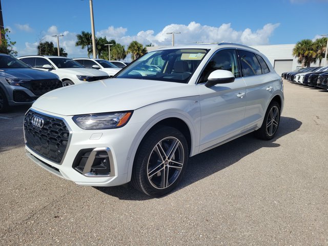 Used 2024 Audi Q5 e Prestige AWD/4WD image 4