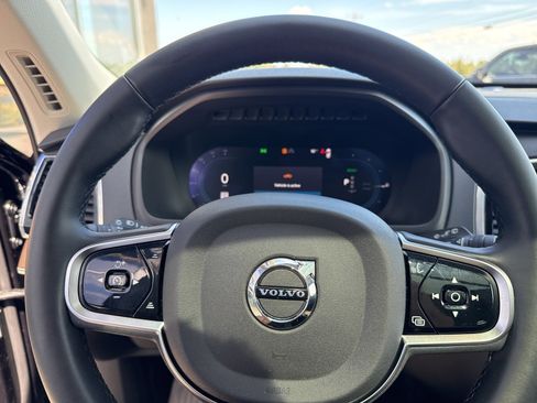Used 2025 Volvo XC90 T8 Plus w/ Protection Package Premier image 30
