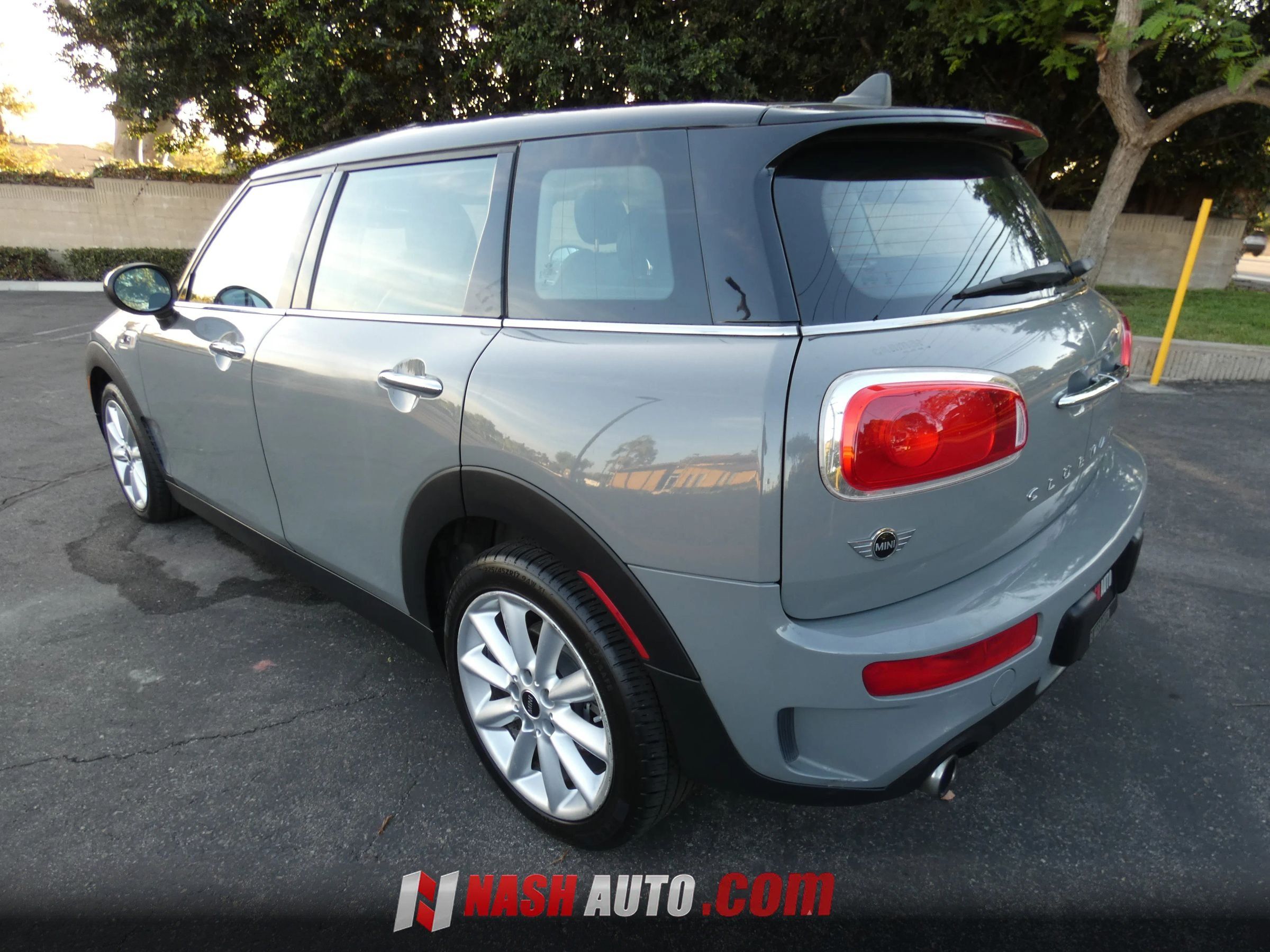 Used 2017 MINI Cooper Clubman S FWD image 12