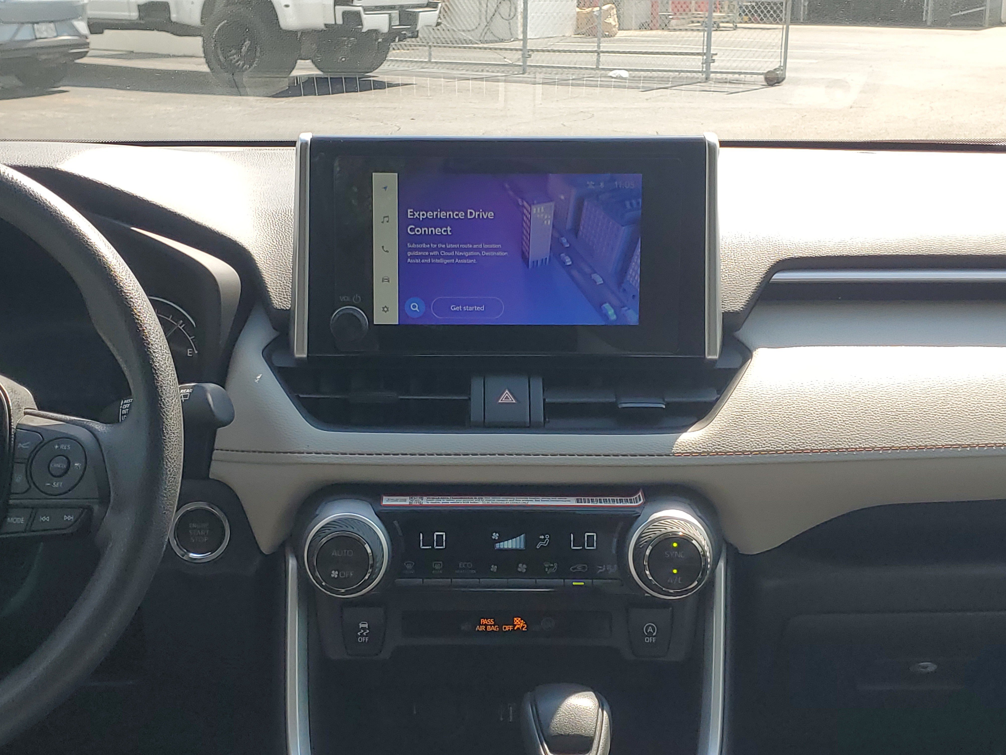 Used 2025 Toyota RAV4 XLE w/ Convenience Package FWD image 18