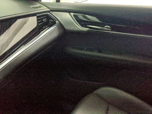 Used 2020 Cadillac XT6 Premium Luxury AWD/4WD image 22
