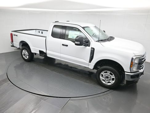 New 2026 Ford F350 XLT image 37