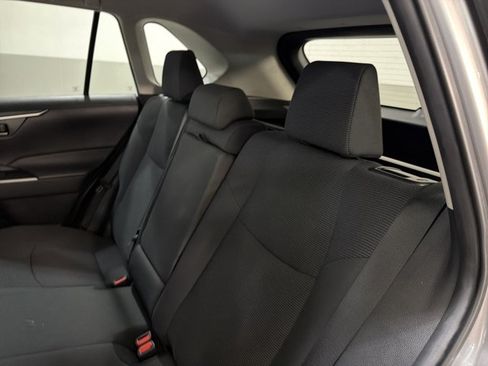 Used 2023 Toyota RAV4 LE FWD image 7