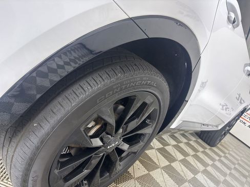 Used 2023 Kia Sorento SX AWD/4WD image 34