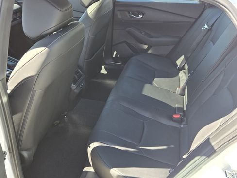 Used 2025 Honda Accord Sport image 11