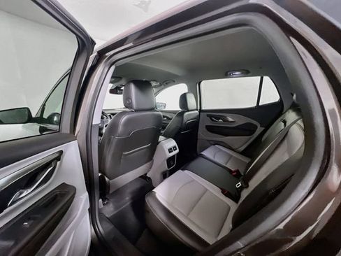 Used 2019 GMC Terrain SLT w/ Preferred Package FWD image 18