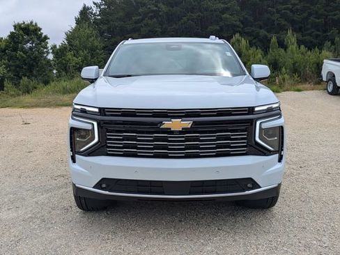 New 2026 Chevrolet Suburban High Country AWD/4WD image 6