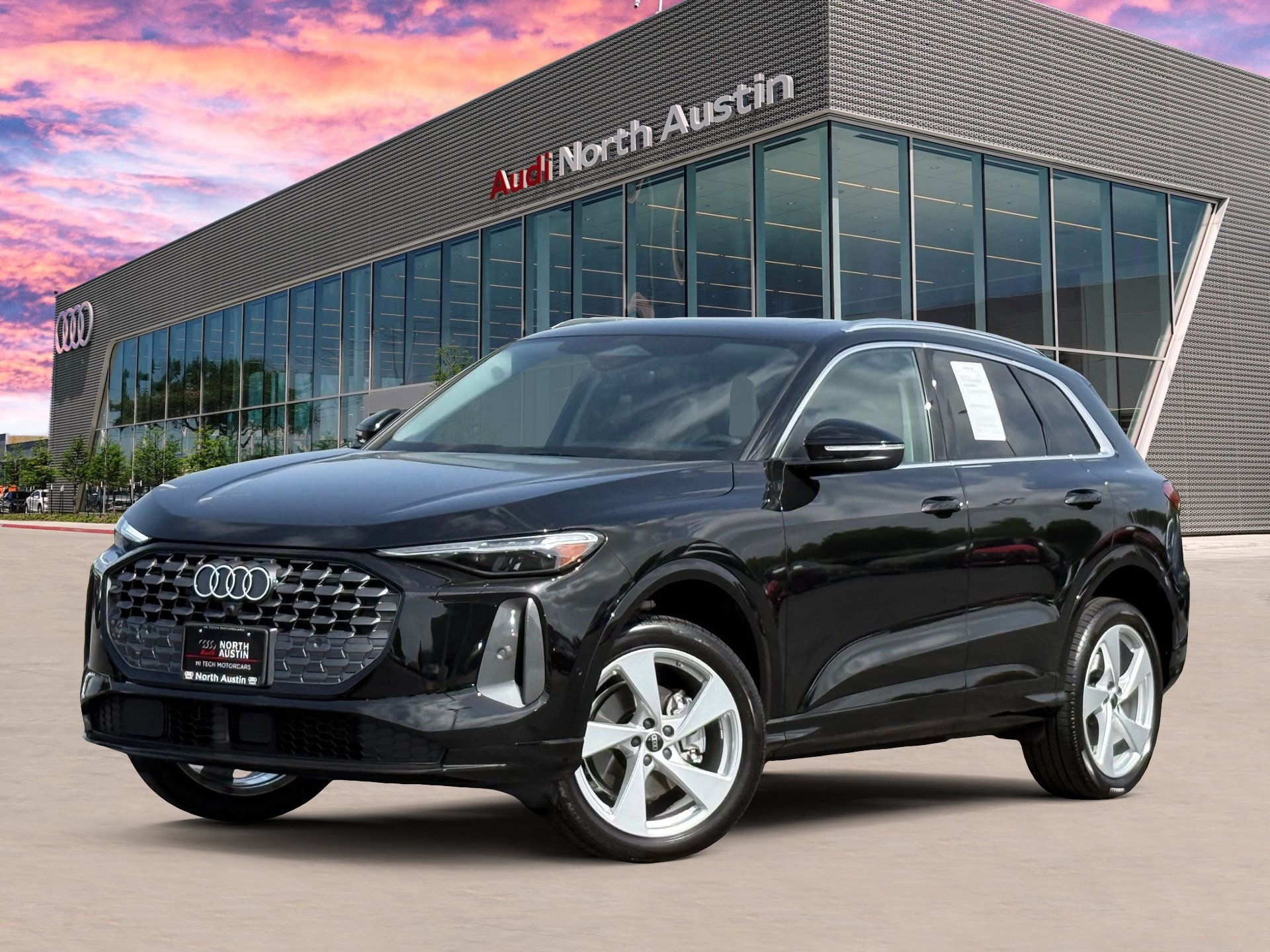 Used 2025 Audi Q5 Premium w/ Premium Plus AWD/4WD image 1