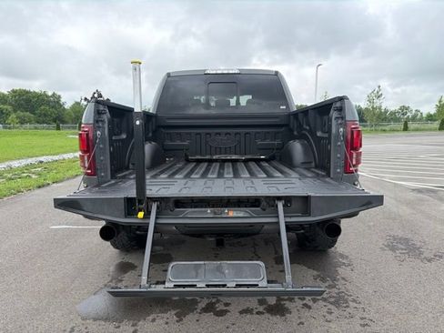 Used 2018 Ford F150 Raptor w/ Equipment Group 802A Luxury AWD/4WD image 10