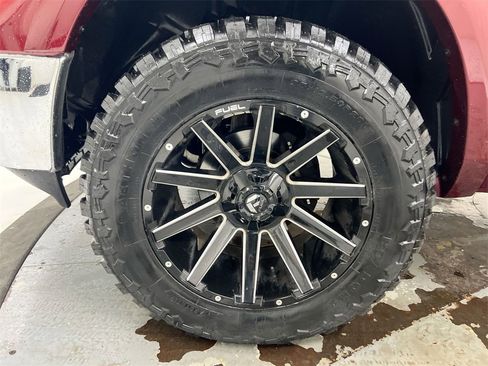 Used 2017 RAM 1500 Laramie Longhorn w/ Cold Weather Group image 27