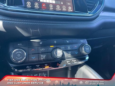 Used 2021 Dodge Durango GT image 31