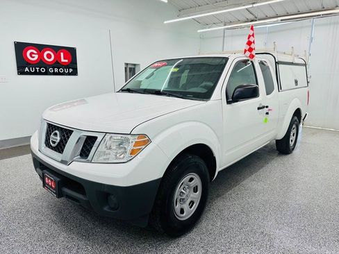Used 2017 Nissan Frontier S RWD image 3